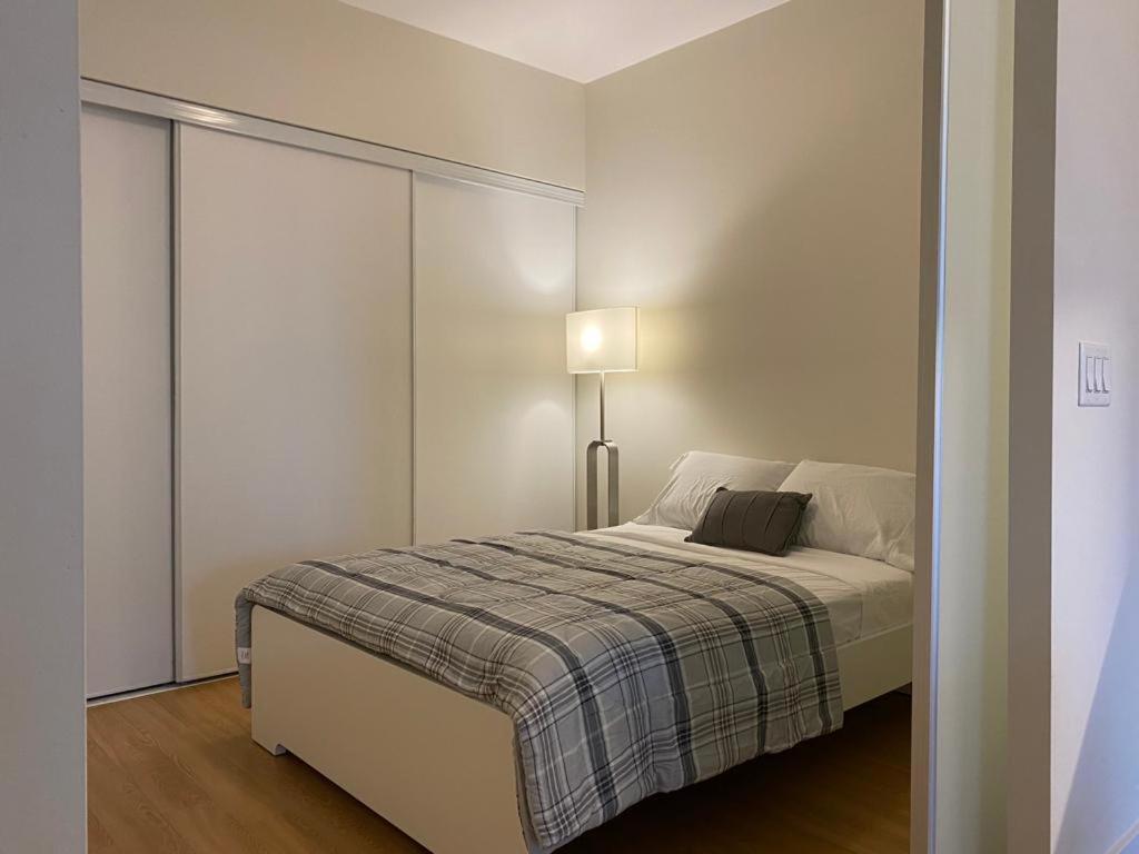 Grand View 2Br/2Ba Condos Cn Tower,Union,Tiff/Mtcc Торонто Экстерьер фото