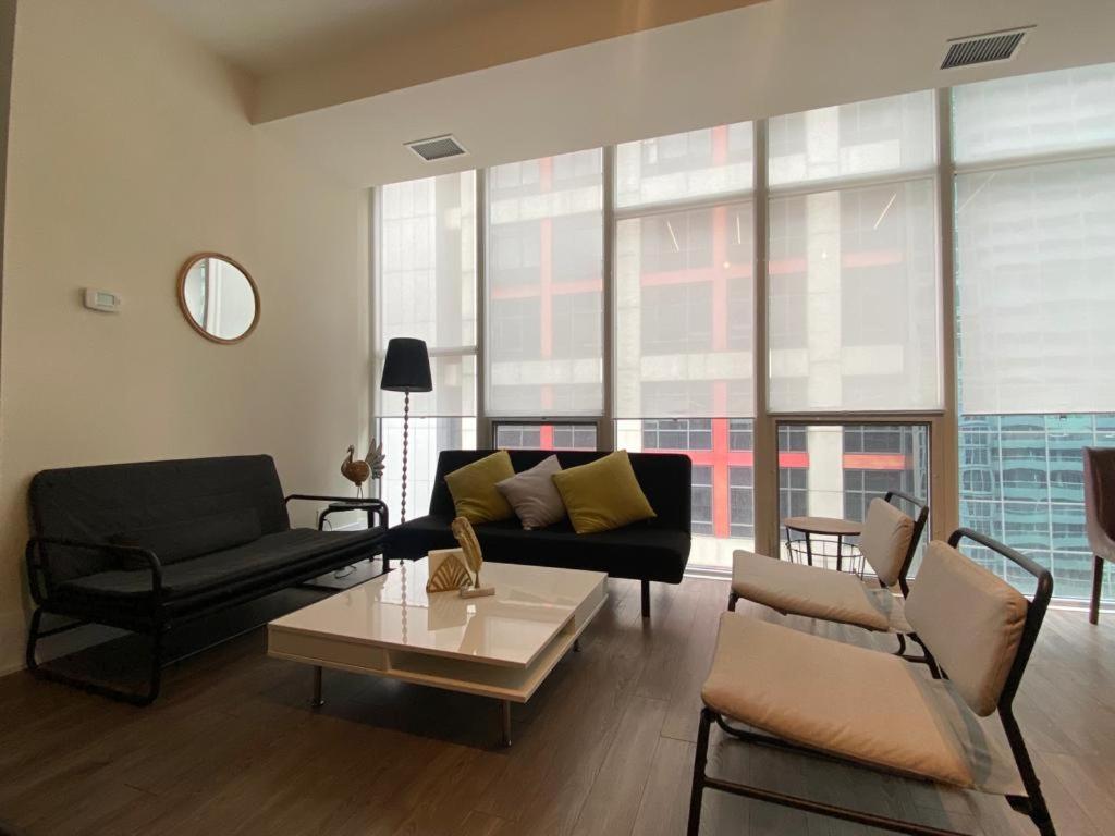 Grand View 2Br/2Ba Condos Cn Tower,Union,Tiff/Mtcc Торонто Экстерьер фото