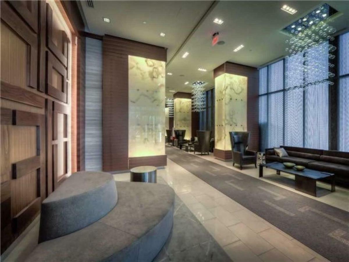 Grand View 2Br/2Ba Condos Cn Tower,Union,Tiff/Mtcc Торонто Экстерьер фото